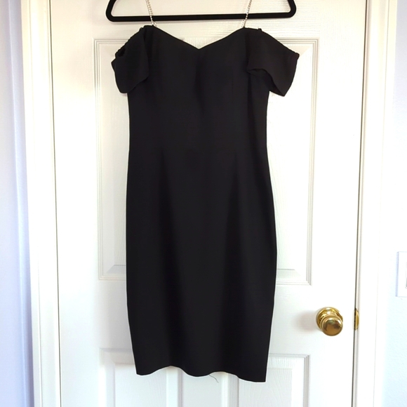 Saks Fifth Ave Off-Shoulder Little Black Dress Cocktail Evening Size 6 - Picture 1 of 8